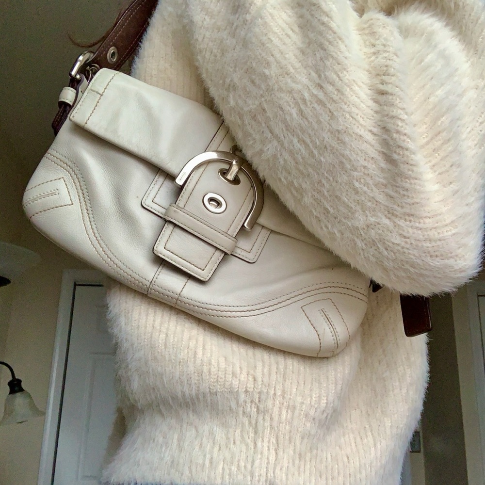 Coach Cream Leather Shoulder Bag